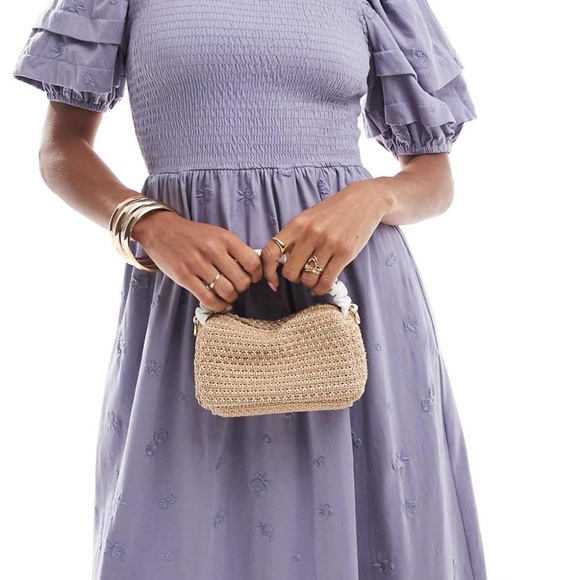 Elegant Lavender Maxi Dress - Picture 4 of 4